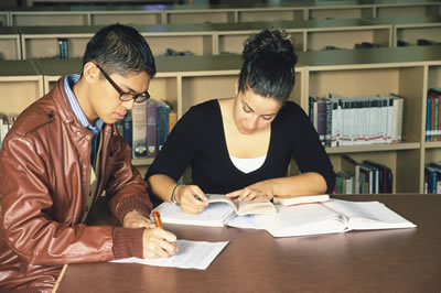 teens studying together